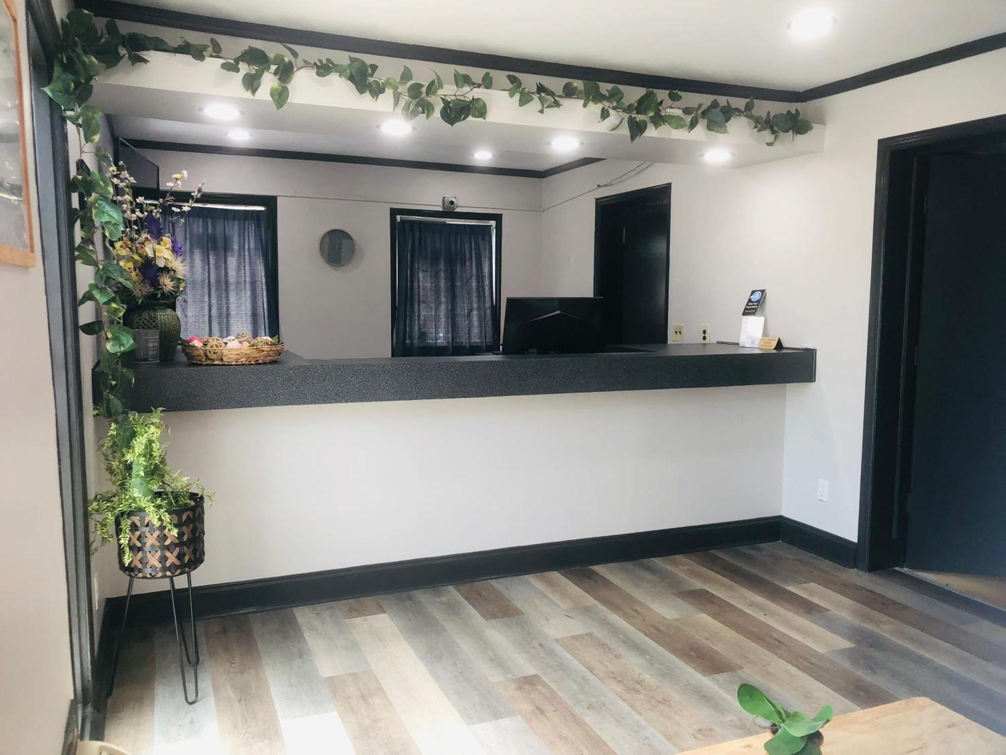 Raceway Inn Дарлингтън Екстериор снимка